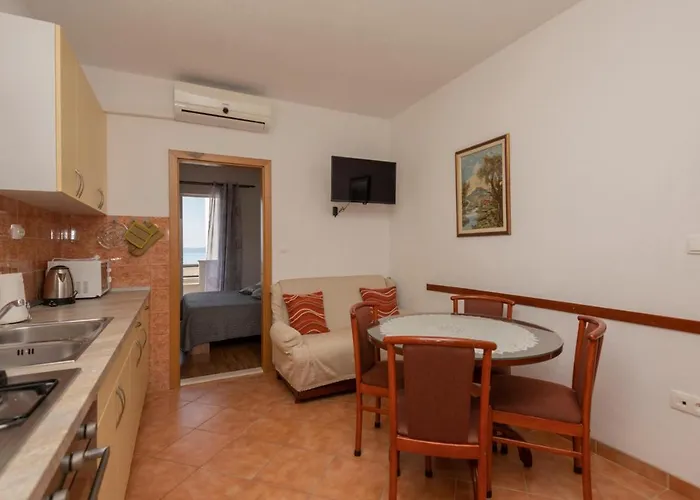 Two-bedroom In Apartman Makarska